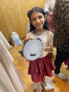 زينه زهرة مبدعة في بستان الشبان 