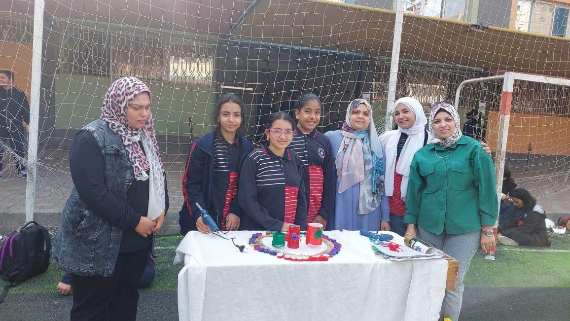 تدريب طلاب شبان بنها علي اعادة تدوير المخلفات