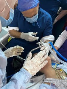 استخراج ورم من الحنجرة .. فريق جراحي يتمكن من إنقاذ طفل بمستشفى بنها الجامعي