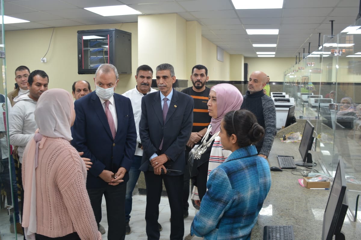 محافظ القليوبية يتفقد مبنى مجلس مدينة شبين القناطر بعد الانتهاء من إنشائه ونقل الموظفين محافظ القليوبية يتفقد مبنى مجلس مدينة شبين القناطر بعد الانتهاء من إنشائه ونقل الموظفين