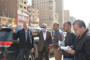 محافظ القليوبيه يتابع أعمال النظافة ورفع الإشغالات بشارع الترعة البولاقية بشبرا الخيمة