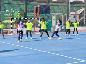 فتايات يد الشبان يحصدن العلامة الكاملة في مهرجان كرة اليد المصغرة