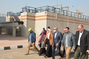 محافظ القليوبية يتفقد عدد من المصانع بمنطقة الصفا الصناعية بالخانكة