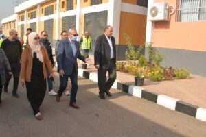 محافظ القليوبية يتفقد عدد من المصانع بمنطقة الصفا الصناعية بالخانكة