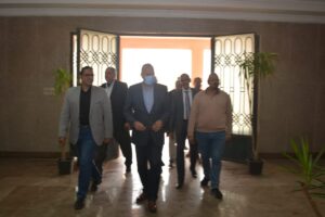 محافظ القليوبية يتفقد عدد من المصانع بمنطقة الصفا الصناعية بالخانكة