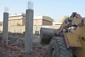 محافظ القليوبية يزيل حالتين أسوار مخالفة على ترعة الإسماعيلية بشبرا الخيمة