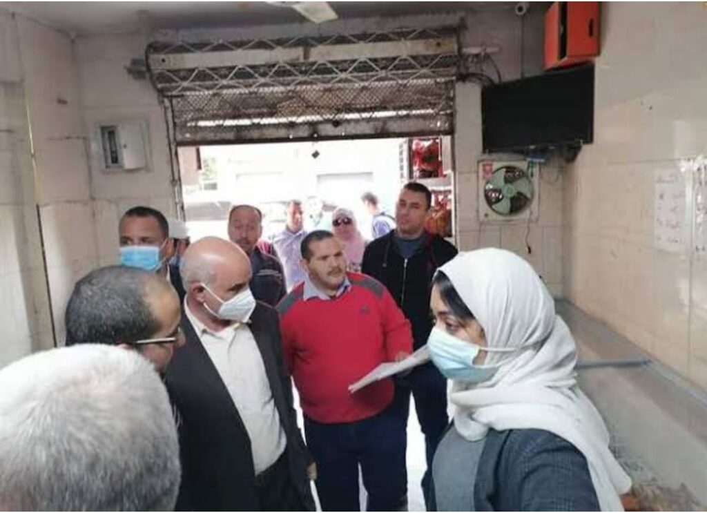 نائب محافظ القليوبية تدفع بسلع غذائية داخل المجمعات الاستهلاكية بكفر شكر نائب محافظ القليوبية تدفع بسلع غذائية داخل المجمعات الاستهلاكية بكفر شكر