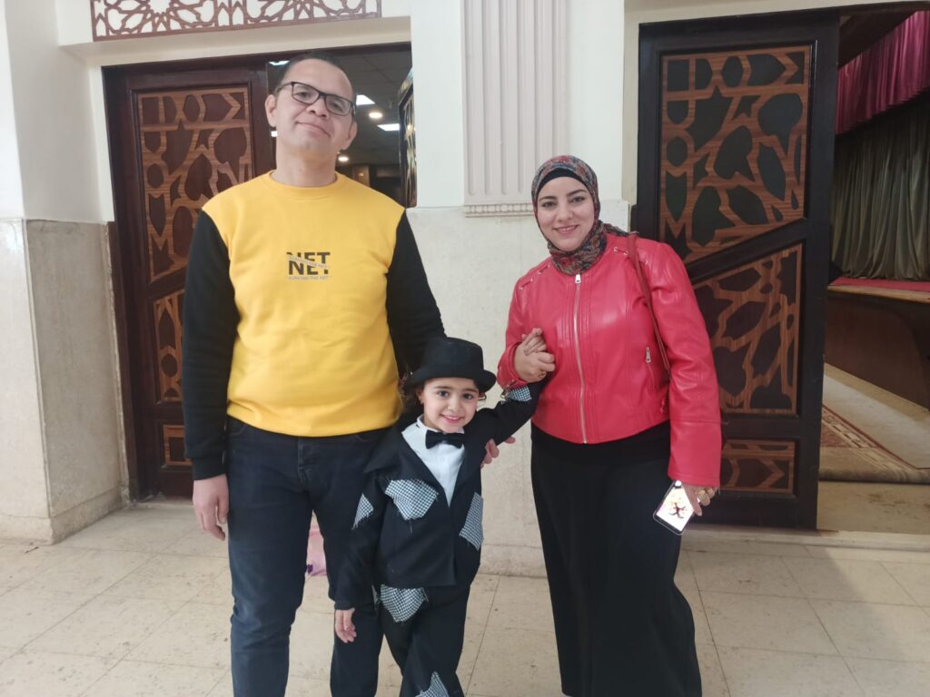 " فيروز " الشبان..  الطالبة منه  نجمه ساطعة