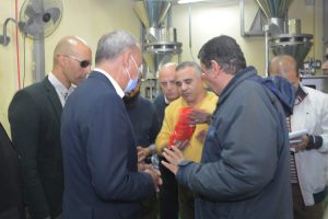 محافظ القليوبيه يتفقد مصنع لـ "الأرز" بالمنطقه الصناعيه بالعبور