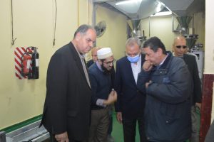 محافظ القليوبيه يتفقد مصنع لـ "الأرز" بالمنطقه الصناعيه بالعبور