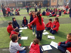 "افرح وعيش انت غالي علينا".. رسالة شبان بنها لطلابها