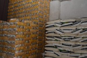 محافظ القليوبية يتابع الأسواق التجارية ومخازن تعبئه الأرز