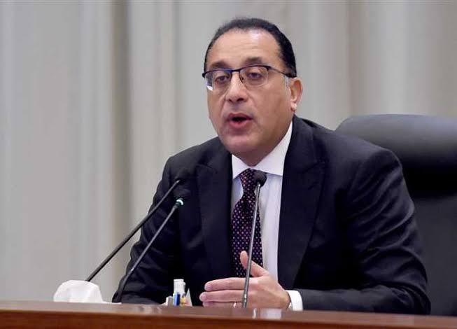 رئيس الوزراء: أسبوعان مهلة لكتابة الأسعار على السلع بالمتاجر رئيس الوزراء: أسبوعان مهلة لكتابة الأسعار على السلع بالمتاجر