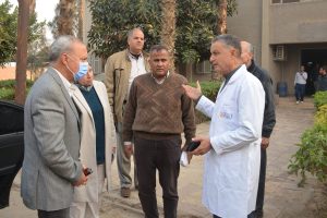 محافظ القليوبية يتفقد مشروع الـ 30 مليون بيضة بالخانكة للاطمئنان على سير العمل بالمشروع