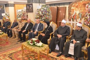 محافظ القليوبية يقدم التهاني للأقباط بمناسبة عيد الميلاد المجيد - صور