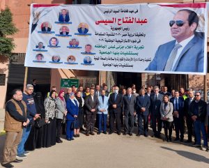 محافظ القليوبية ورئيس جامعة بنها يشهدان نموذج تجربة إخلاء المستشفى الجامعي - صور