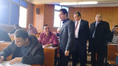 نائب رئيس جامعة بنها يتفقد الامتحانات بكليات الزراعة والتربية والتجارة والآداب