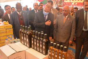 محافظ القليوبيه يفتتح معرض أهلا رمضان بمدينه بنها