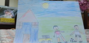 الطفلة كارما رسامة المستقبل