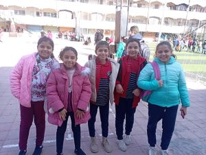 ابتسامة وتفاؤل.. طلاب الشبان يحتفلون بنهاية الامتحانات