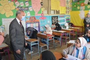 محافظ القليوبية يتفقد سير امتحانات الشهادة الإعدادية بمدارس بنها وكفر شكر