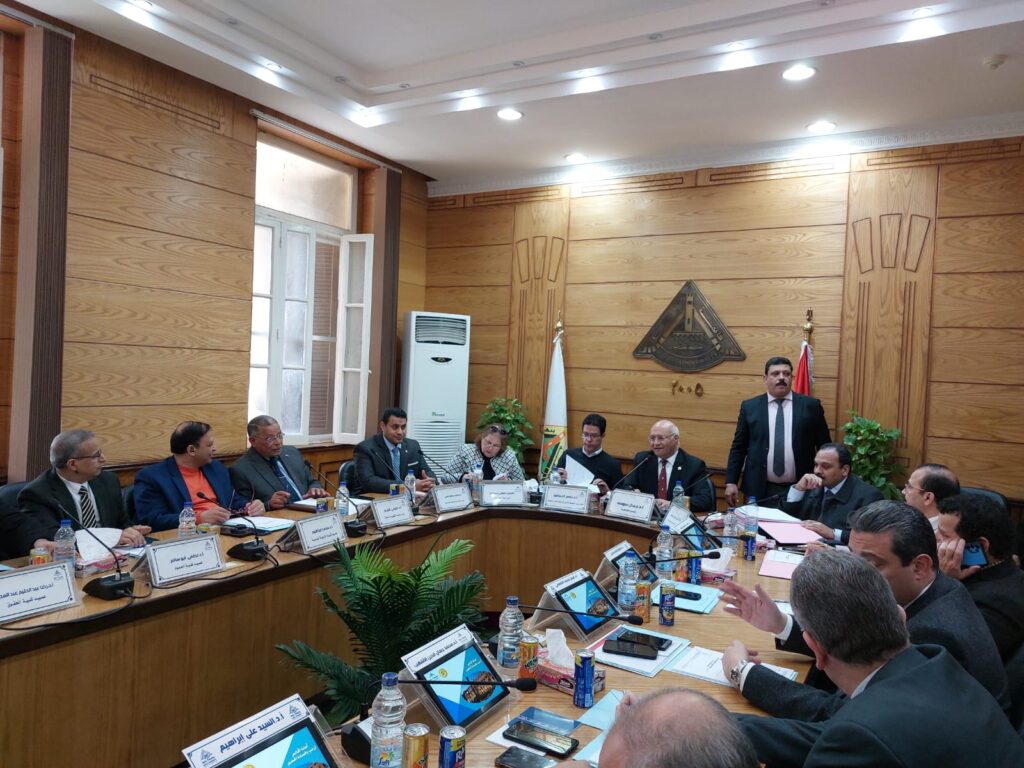 مجلس جامعة بنها يعتمد تدشين الخطة الإستراتيجية والخطة البحثية للجامعة
