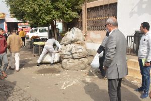محافظ القليوبية يقود حملة لإزالة الإشغالات بميدان المؤسسة بشبرا الخيمة