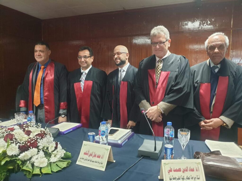 رسالة دكتوراه بطب بنها حول تقييم النتائج قصيرة المدى لإستخدام نصف مفصل الكتف الصناعي رسالة دكتوراه بطب بنها حول تقييم النتائج قصيرة المدى لإستخدام نصف مفصل الكتف الصناعي