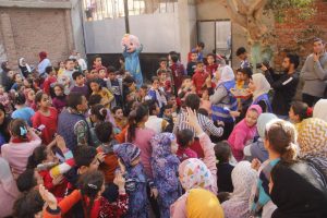 التحالف الوطني يغيير وجه الحياة بعزبة البنك في القليوبية اسقف منازل وبطاطين ووجبات
