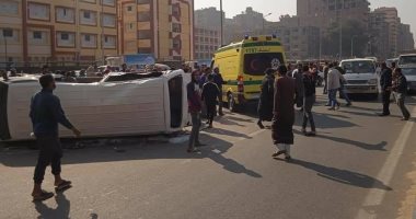 إصابة 8 أشخاص في انقلاب سيارة ميكروباص بطريق "بلبيس - السلام" إصابة 8 أشخاص في انقلاب سيارة ميكروباص بطريق "بلبيس - السلام"