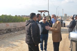 محافظ القليوبية يتفقد أعمال تطوير المرحلة الثانية من شارع فريد ندا بمدينة بنها  
