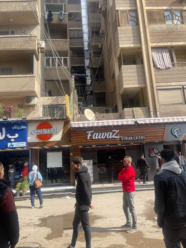 الدفع بـ 3 سيارات إطفاء للسيطرة على حريق مطعم سورى شهير ببنها
