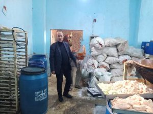 قبل شهر رمضان .. ضبط مصنع لإنتاج "قمر الدين" المغشوش فى القناطر الخيرية - صور