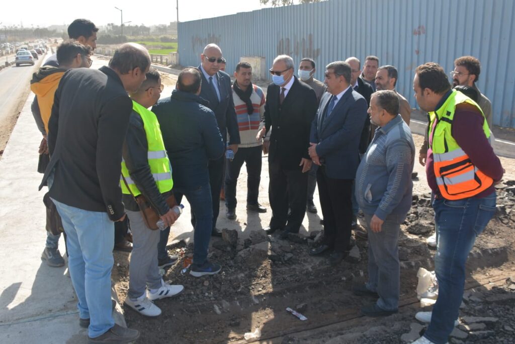 محافظ القليوبية ورئيس جهاز تعمير القاهرة الكُبرى يتفقدان أعمال تطوير المرحلة الثانية لمدينة بنها