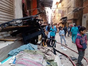 صور - السيطرة على حريق بورشة نجارة بشبرا الخيمة