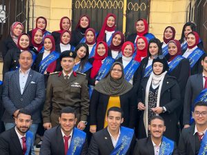 صور - طلاب جامعة بنها ينظمون زيارة لمعرض القاهرة الدولي للكتاب