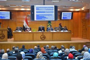 قرارات هامة لمحافظ القليوبية خلال جلسة المجلس التنفيذي للمحافظة