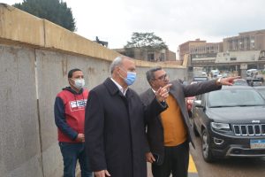 محافظ القليوبية يتابع جهود رفع وإزالة آثار الأمطار بمدينة بنها