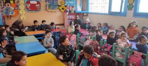 موجه اللغة الإنجليزية بشبان بنها يتابع سير للعملية التعليمية