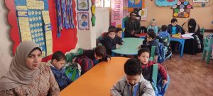 موجه اللغة الإنجليزية بشبان بنها يتابع سير للعملية التعليمية