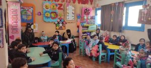 موجه اللغة الإنجليزية بشبان بنها يتابع سير للعملية التعليمية