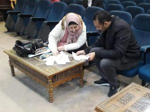 تدريبات معلمي مجمع مدارس الشبان ببنها علي ايدي متخصصين بجامعة بنها