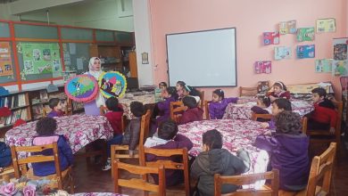 " اقرأ لعقلك ".. شبان بنها فى زيارة داخلية للمكتبة