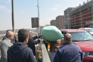 محافظ القليوبية يتابع إزالة الإشغالات بأحياء غرب وشرق شبرا الخيمه