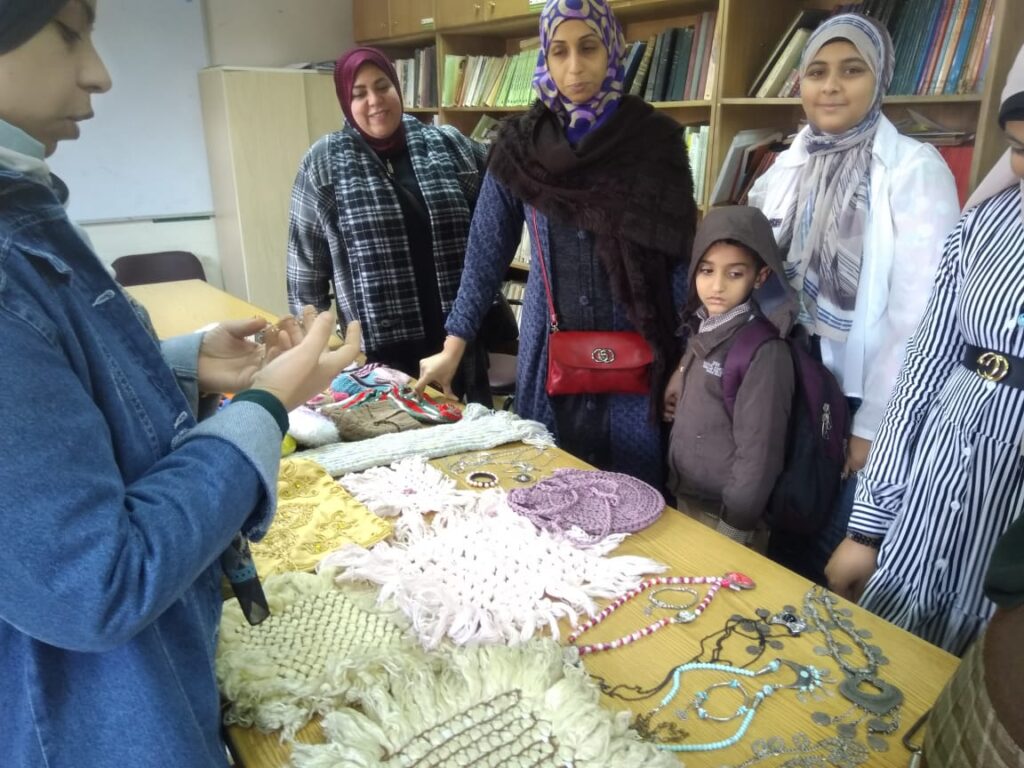 معرض الأعمال اليدوية والحرفية بمركزي شباب 15 مايو وبيجام بالقليوبية معرض الأعمال اليدوية والحرفية بمركزي شباب 15 مايو وبيجام بالقليوبية