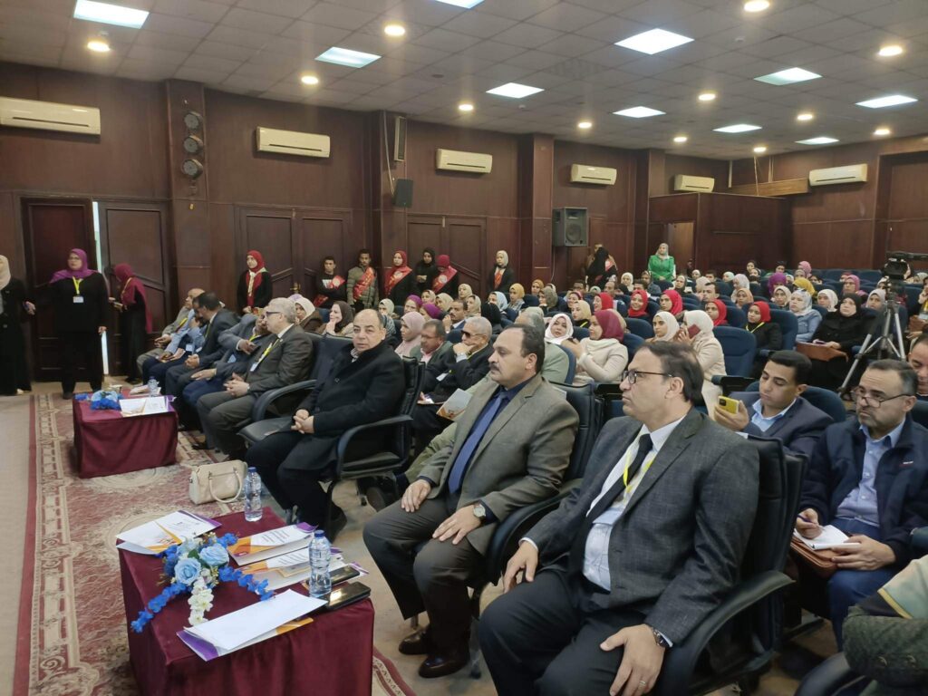 صور - افتتاح المؤتمر الطلابي الأول لكلية التربية النوعية بجامعة بنها