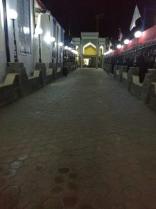 نموذج في إدارة الأزمة .. شفط مياه الأمطار في وقت قياسي بمجمع مدارس الشبان العالمية ببنها