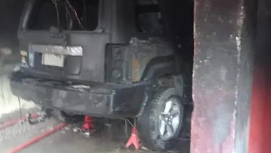صور - اندلاع حريق بورشة يلتهم عدد من السيارات بالقليوبية