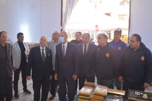 محافظ القليوبية يتفقد معرض جهاز مشروعات الخدمة الوطنية بمدرسة الشبان العالمية ببنها