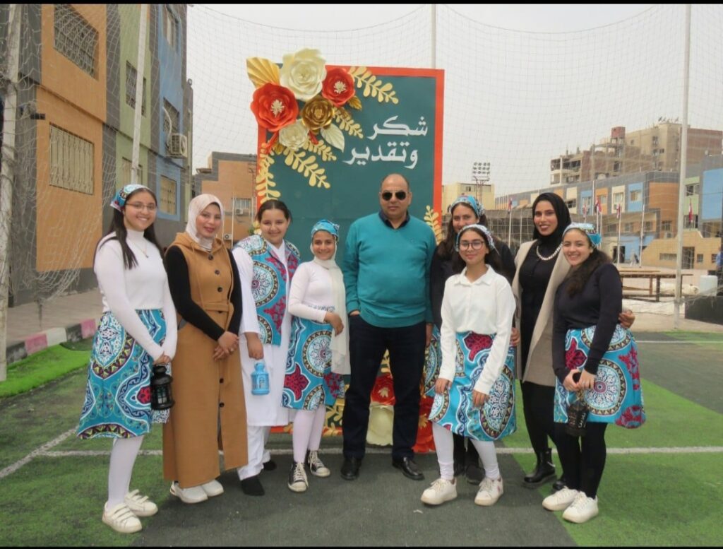 احتفالات رمضان لا تنتهي بالشبان.. فقرة استعراضية عن الشهر الفضيل 